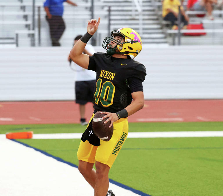 Soliz’s fourth-down stop seals Nixon’s 'program-changing' win over Jay