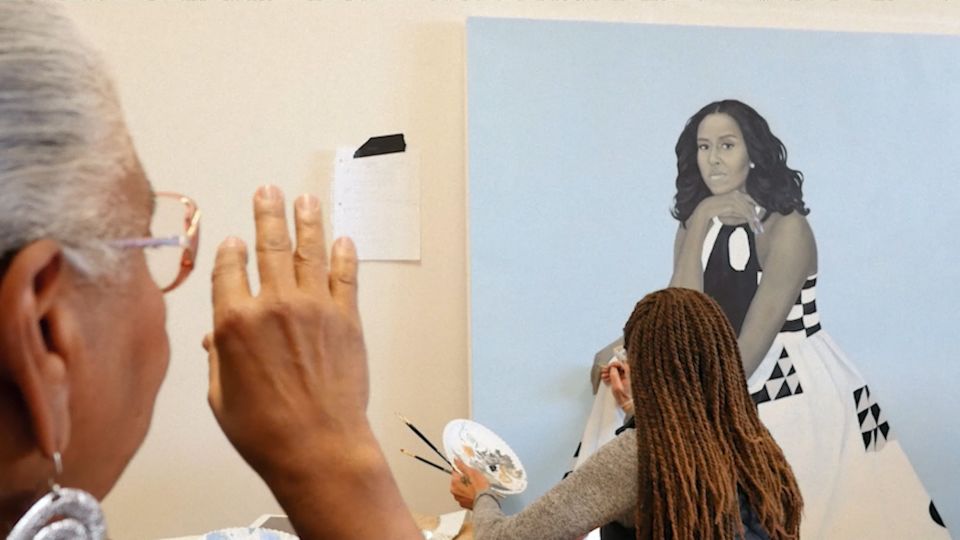 Amy Sherald talks to Dr. Leslie King-Hammond about ambition, bending ...