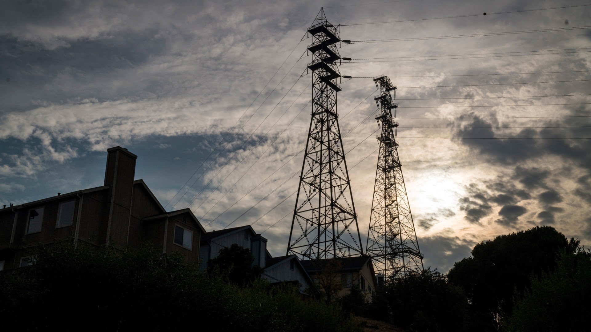 Heat wave brings possible power shutoffs to parts of San Diego County ...