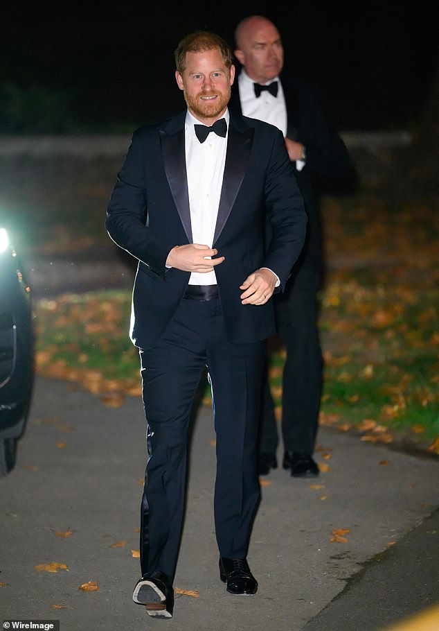 Prince Harry makes surprise appearance at London gala while William ...