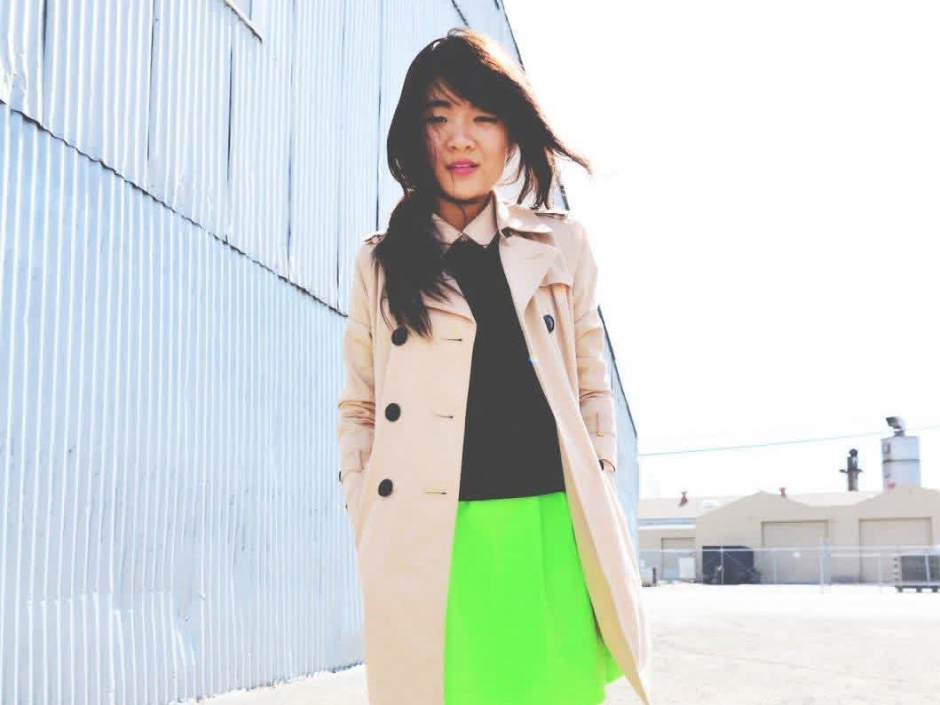 A full-time lawyer with 10 income streams shares her biggest flops and ...