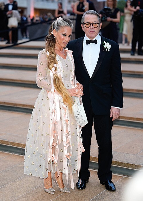 Sarah Jessica Parker channels balletcore in pretty Irish design for ...