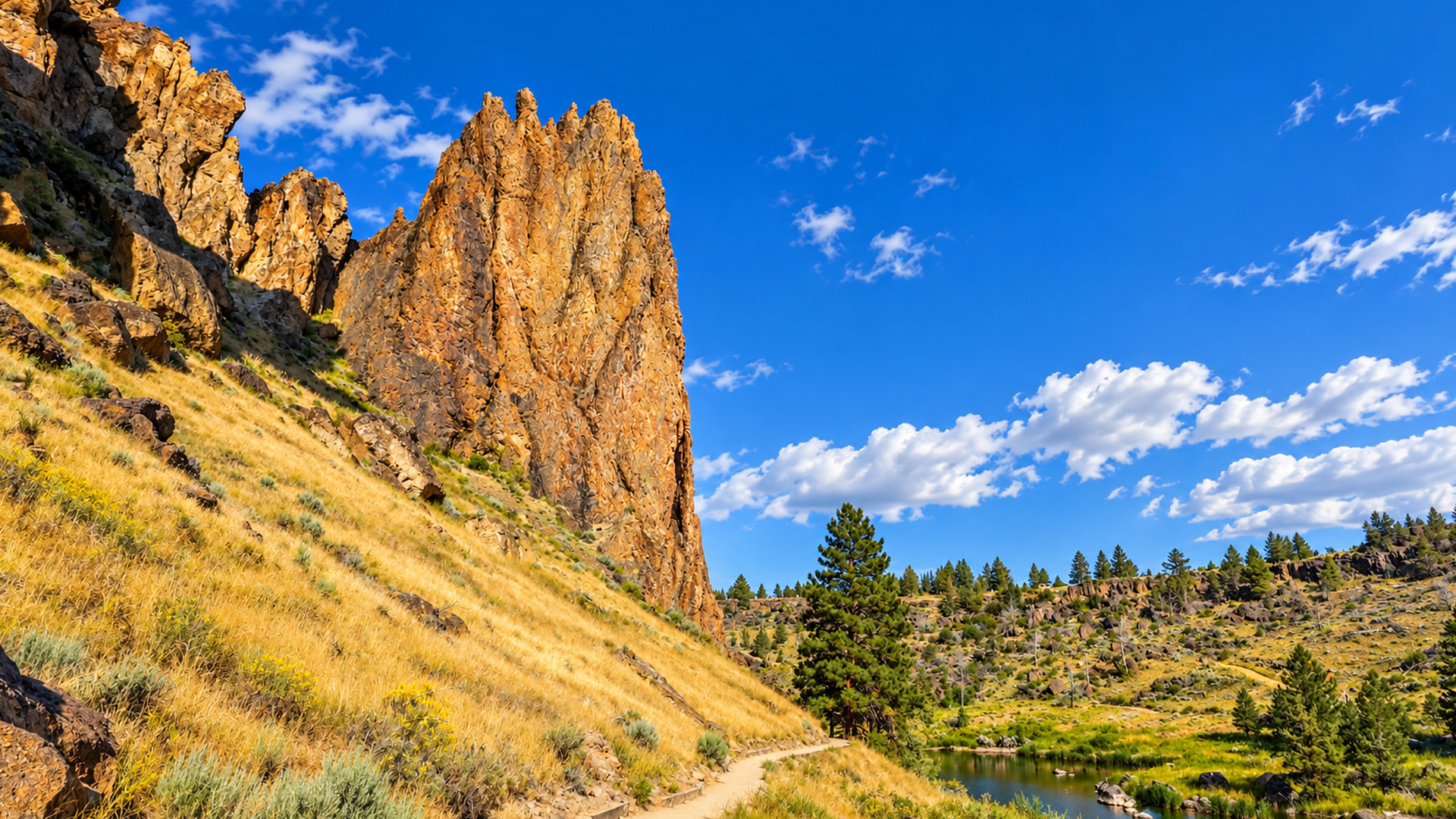 Hiking Smith Rock State Park in Oregon (4K)