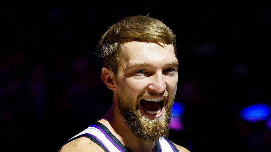 Buying or selling Raptors trade idea for Domantas Sabonis