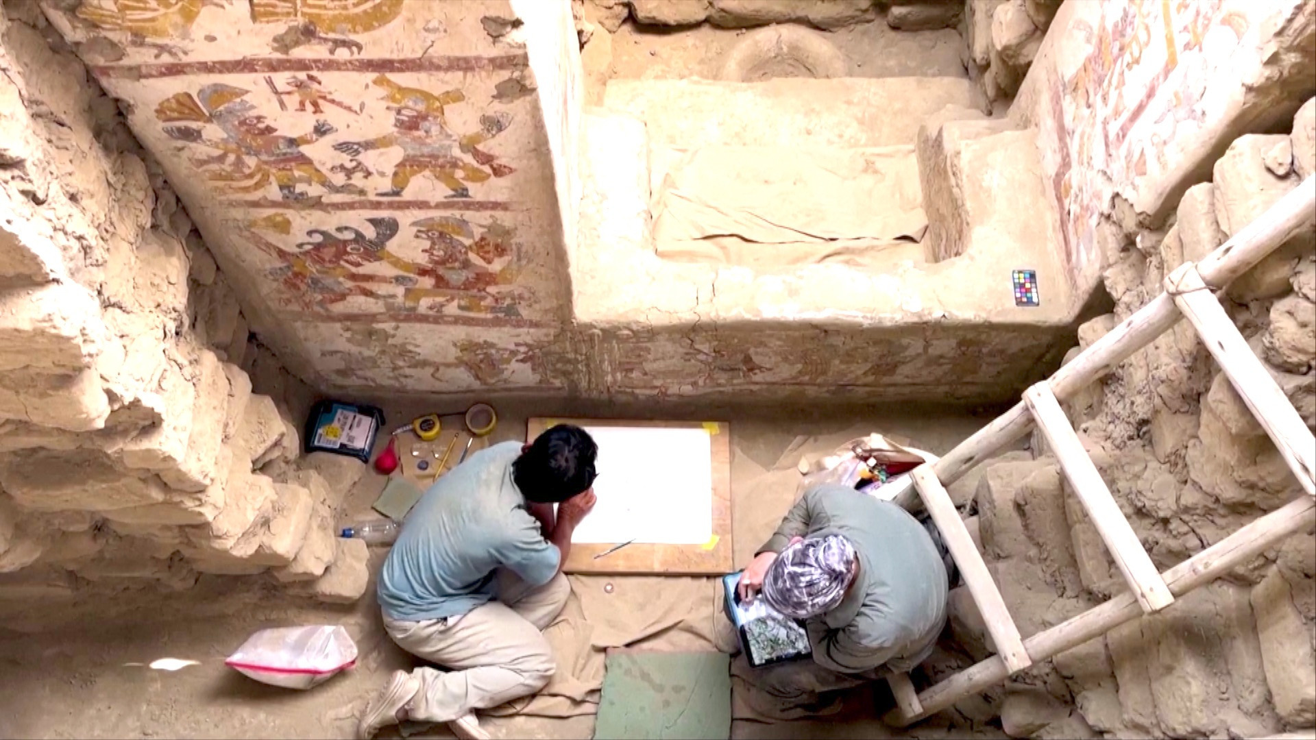 Ancient Peruvian throne room mural hints at a female ruler over 1,000 ...