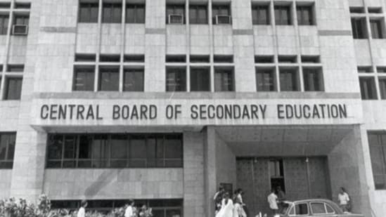 CBSE issues notice to promote digital payments in schools, releases key ...