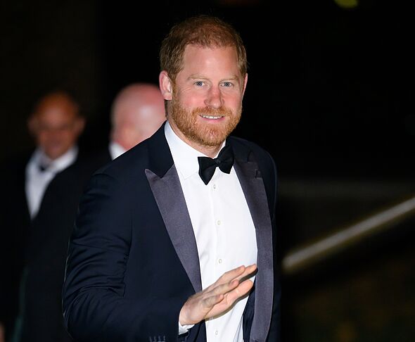 Prince Harry brutally told to get a real job after latest pathetic ...