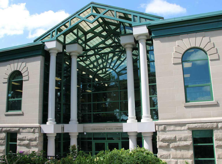 Edwardsville library joins 2026 Illinois Heartland Library Crawl in October