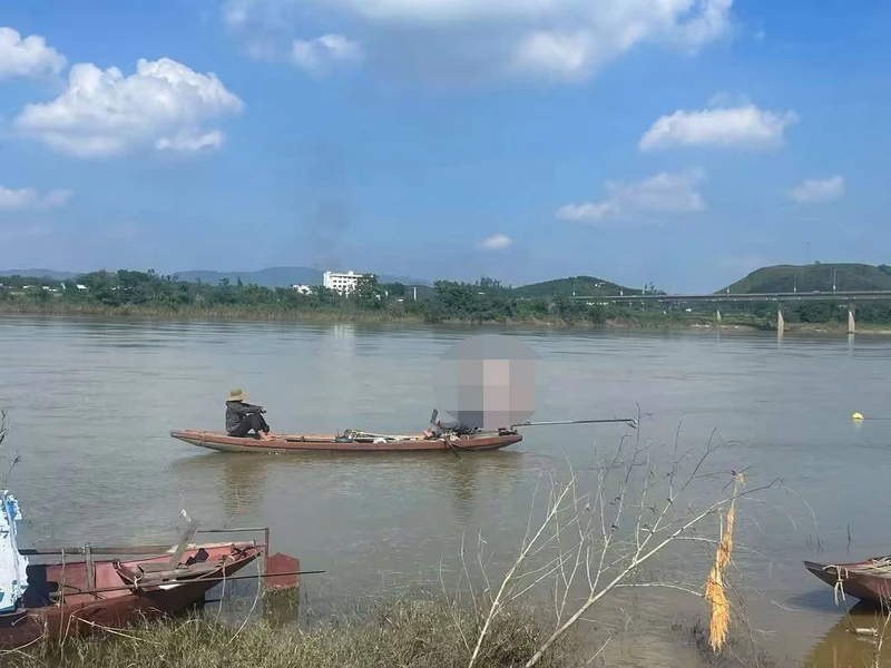 Nghi vấn lật thuyền trên sông Lam khiến 2 vợ chồng mất tích