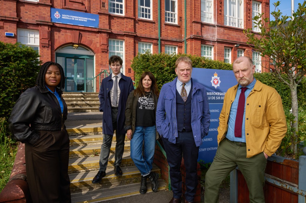 'The Last Detective': BBC gives first look at drama with Steffan Rhodri