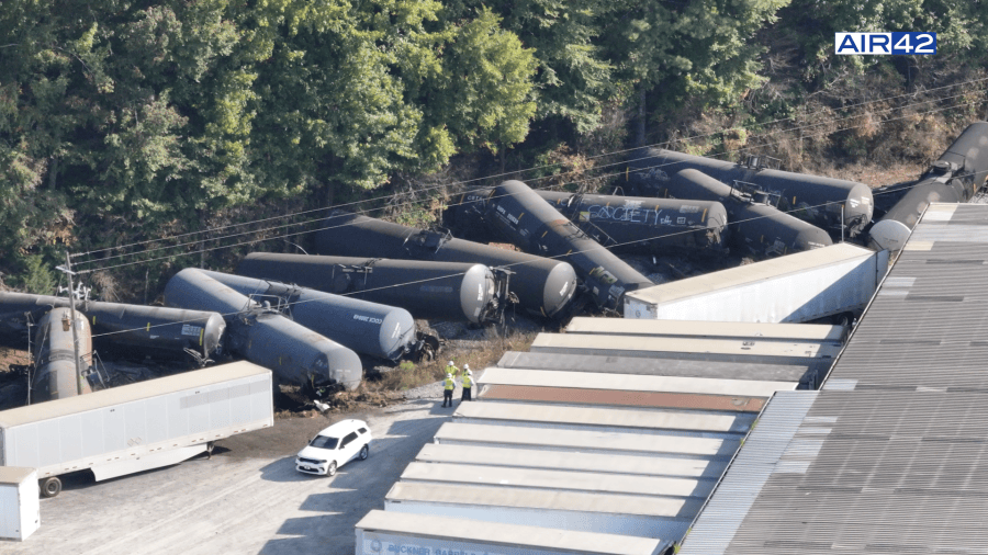 Evacuation order lifted after Springville train derailment