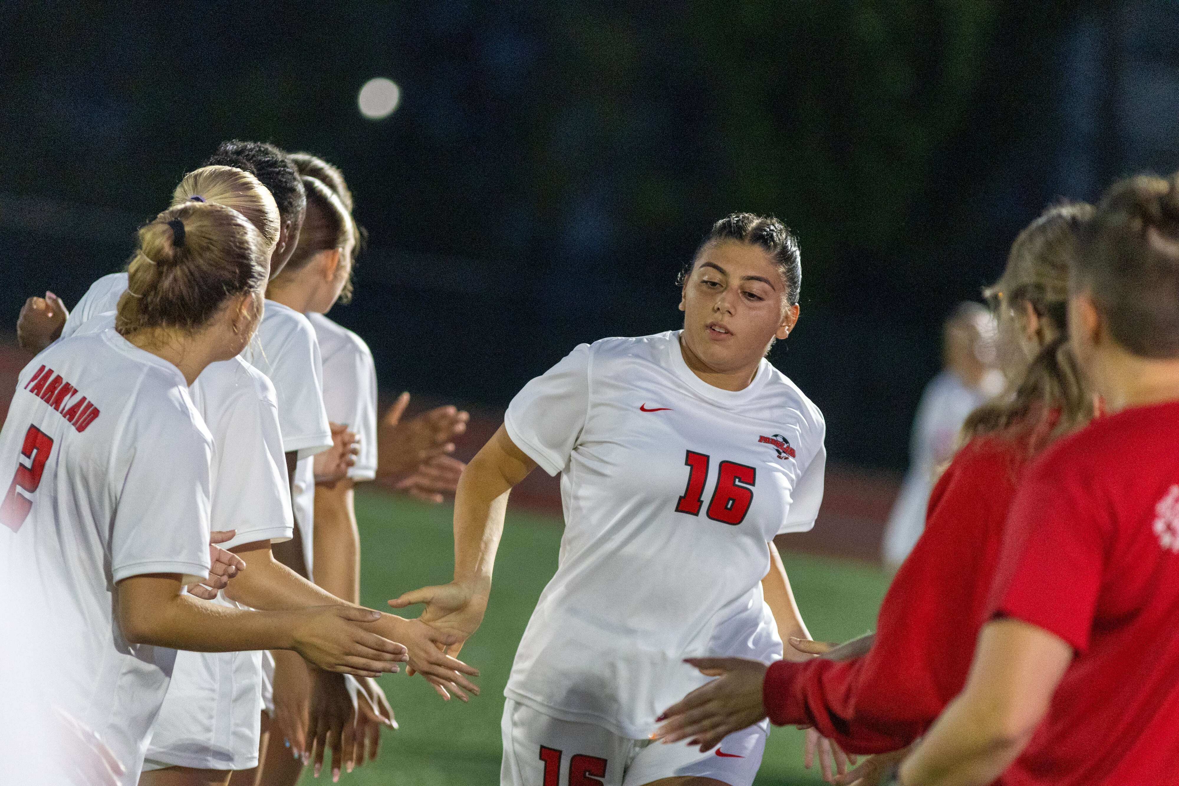 Parkland girls soccer’s passionate halftime speech resonates in victory ...
