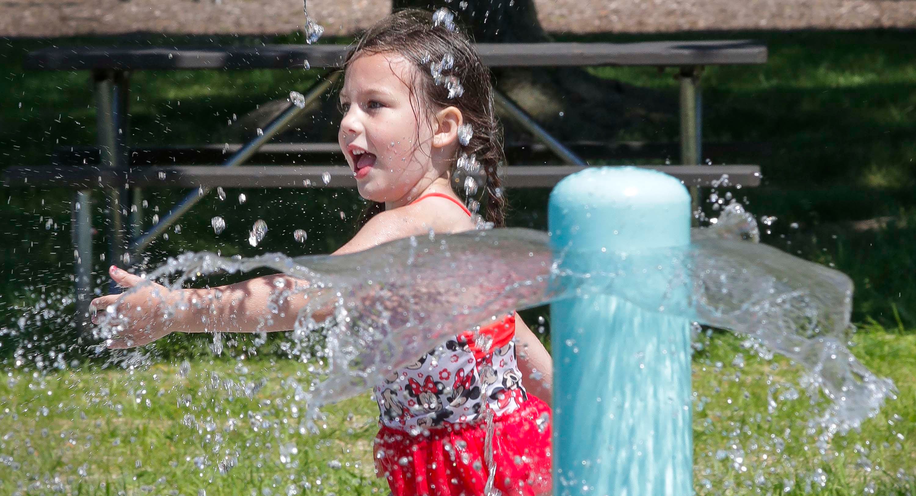 Sheboygan splash pads, restrooms closing for winter