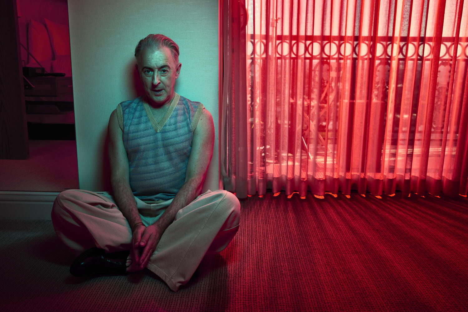 Alan Cumming loves to delight us in 'Traitors.' But in 'Tip Toe,' he ...
