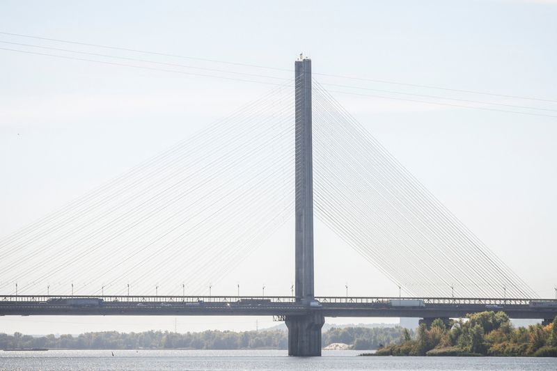 Russian airstrikes target bridges across Dnipro River in Kyiv