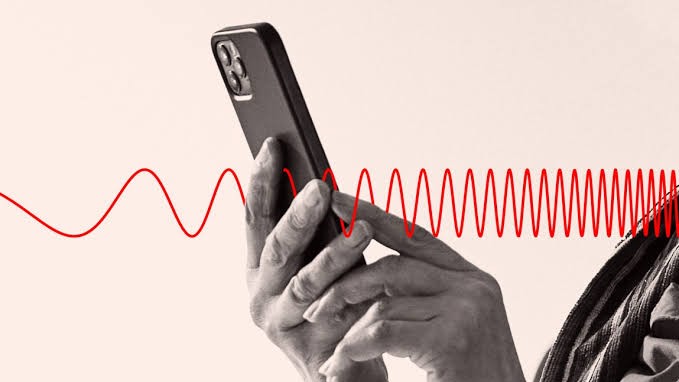 Your smartphone has a radiation problem nobody wants to talk about