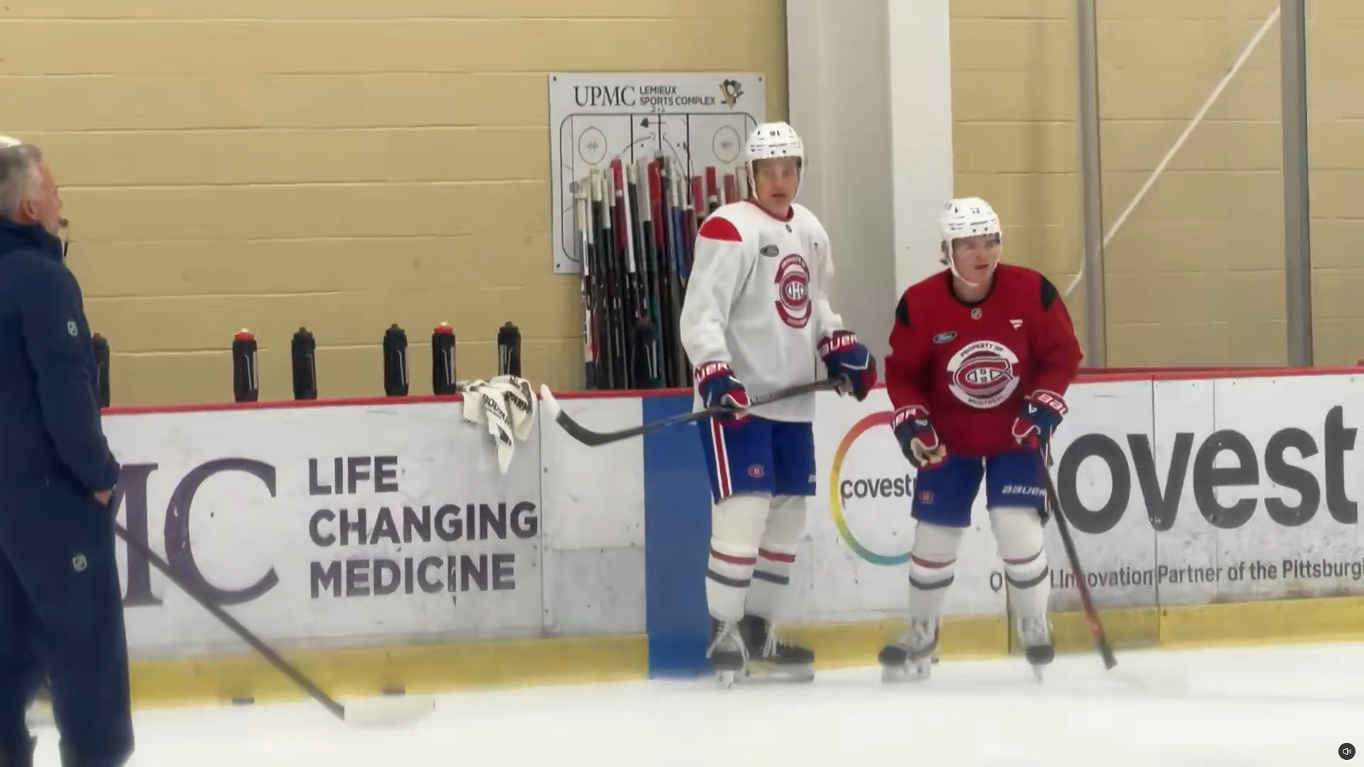 Practice: Oliver Kapanen did not practice with the top six