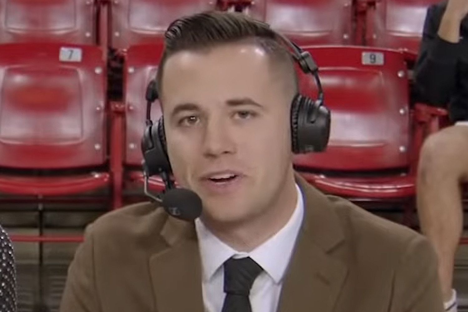 New Trail Blazers announcer fired hours after hiring as misogynistic ...