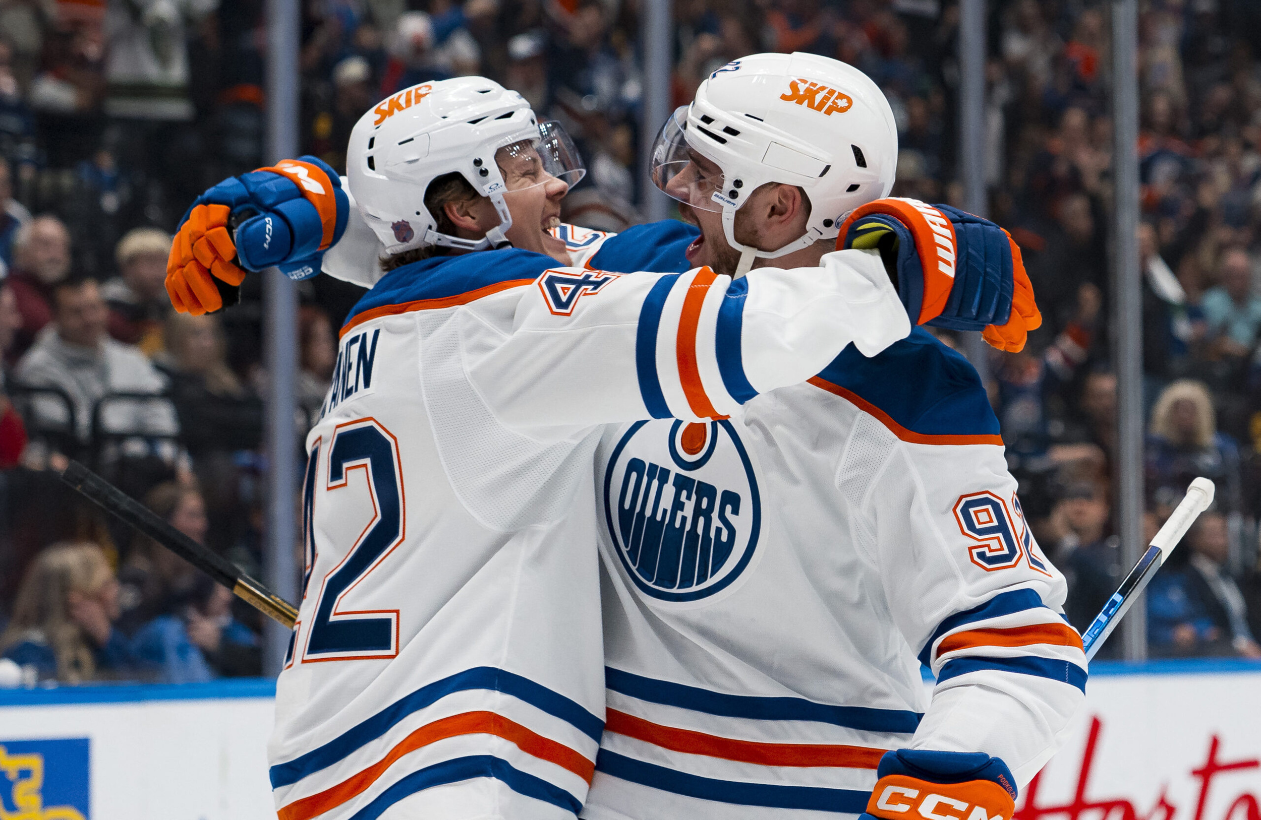 Devon Levi’s Oilers debut, Vasily Podkolzin is a monster, and Owen ...