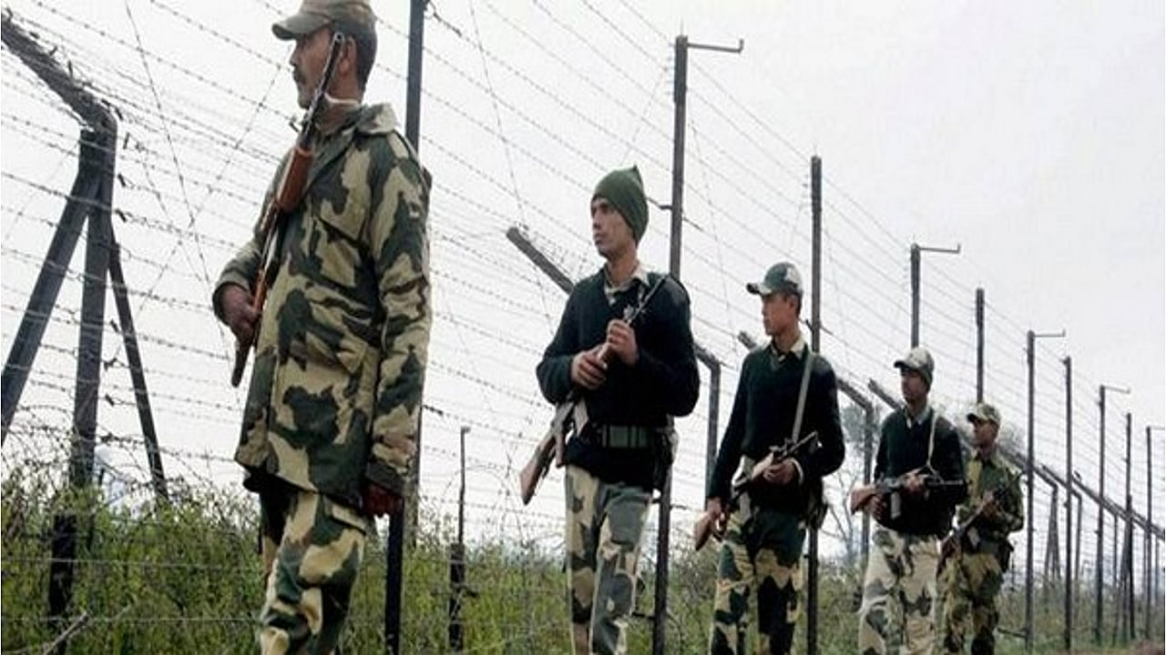 BSF shoots dead two people crossing Pakistan border, foils infiltration ...