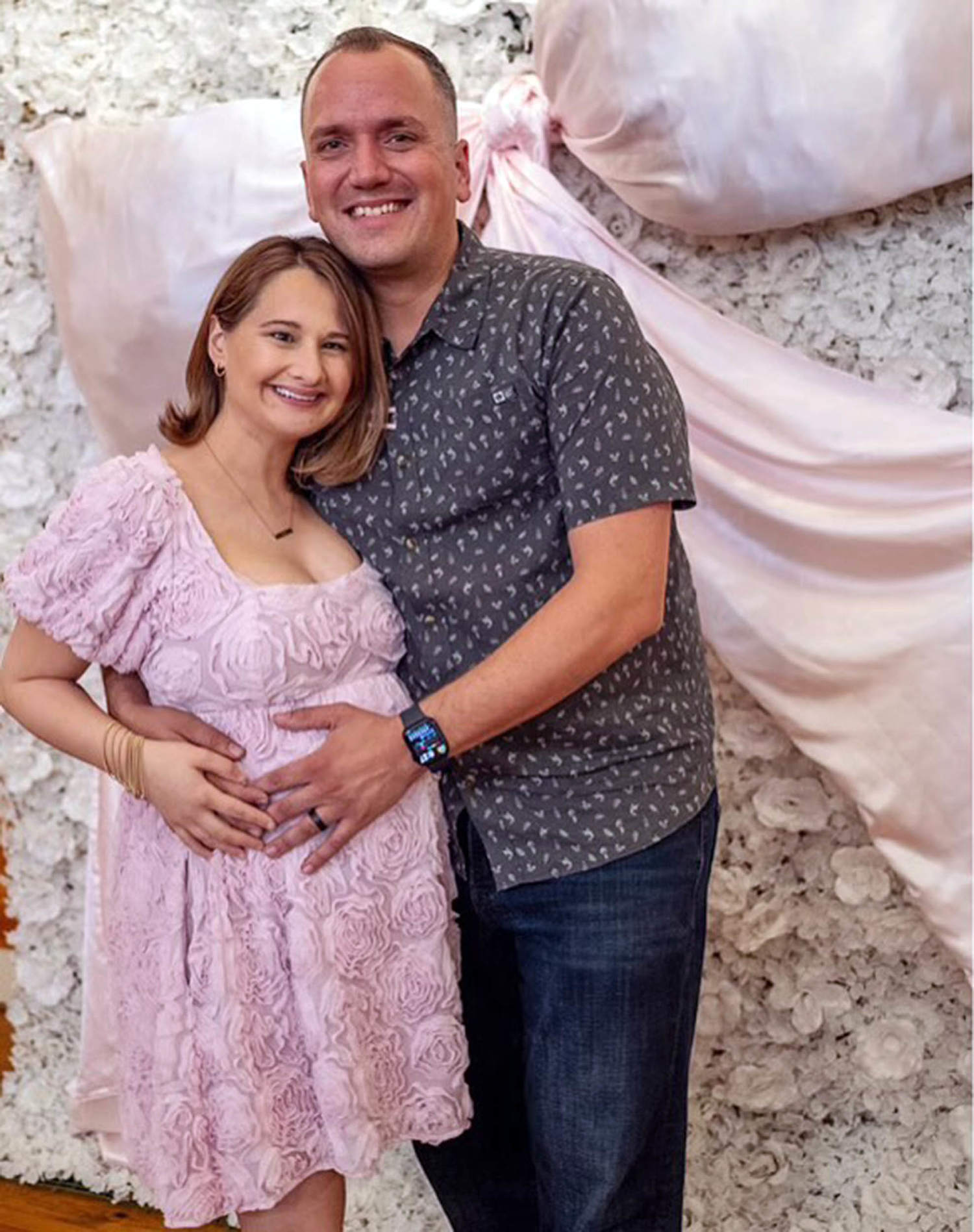 Gypsy Rose Blanchard and Ken Urker's relationship timeline