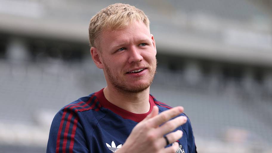 Aaron Ramsdale may have found a way back in at Southampton as ...