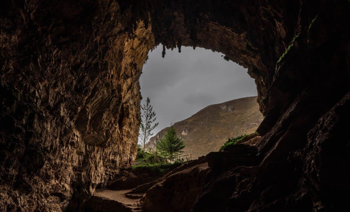 Beneath this empty Australian plain, entire cave systems are slowly ...