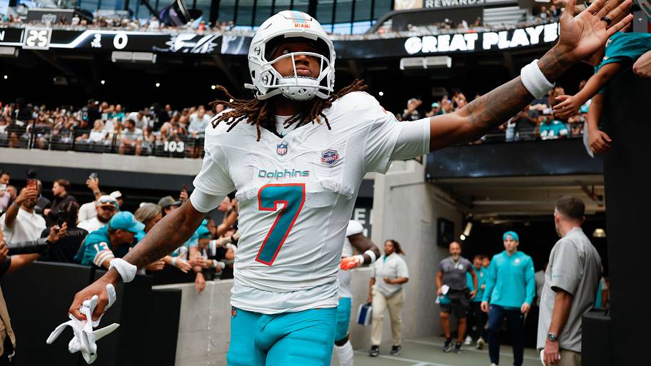 Fantasy football injury impact: Caleb Douglas is ruled out, meaning ...