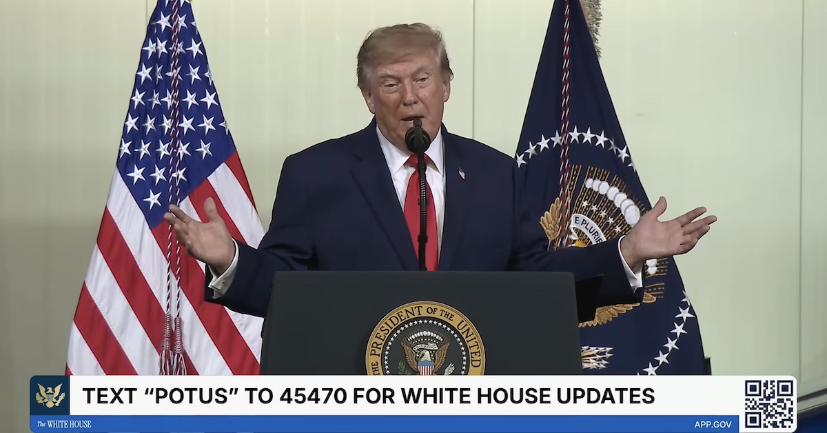 ‘Rapidly losing his mind!’ Trump roasted by critics after wild speeches ...