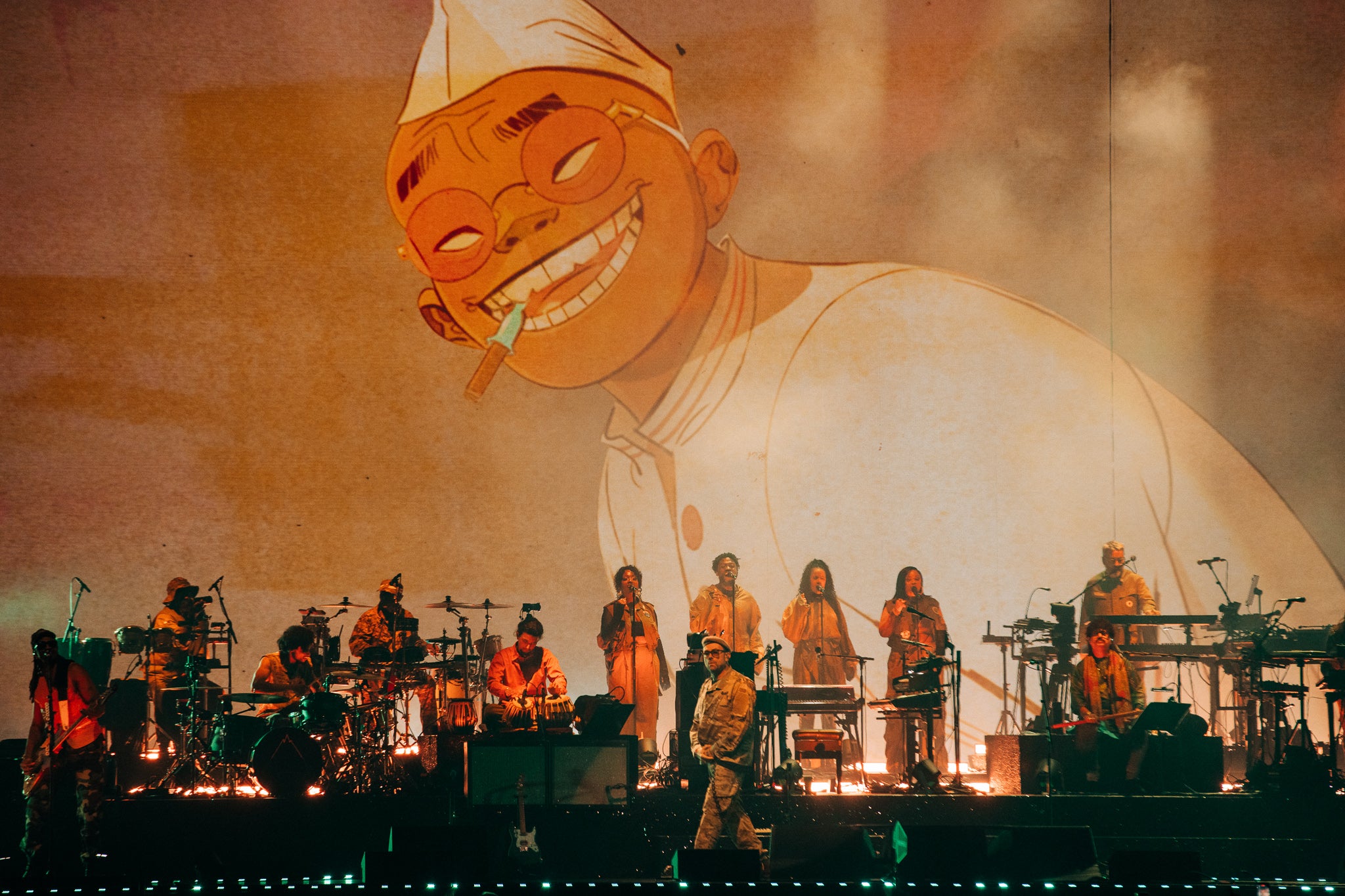 Review & setlist: Gorillaz brings '5/4' tour debut and visual spectacle ...
