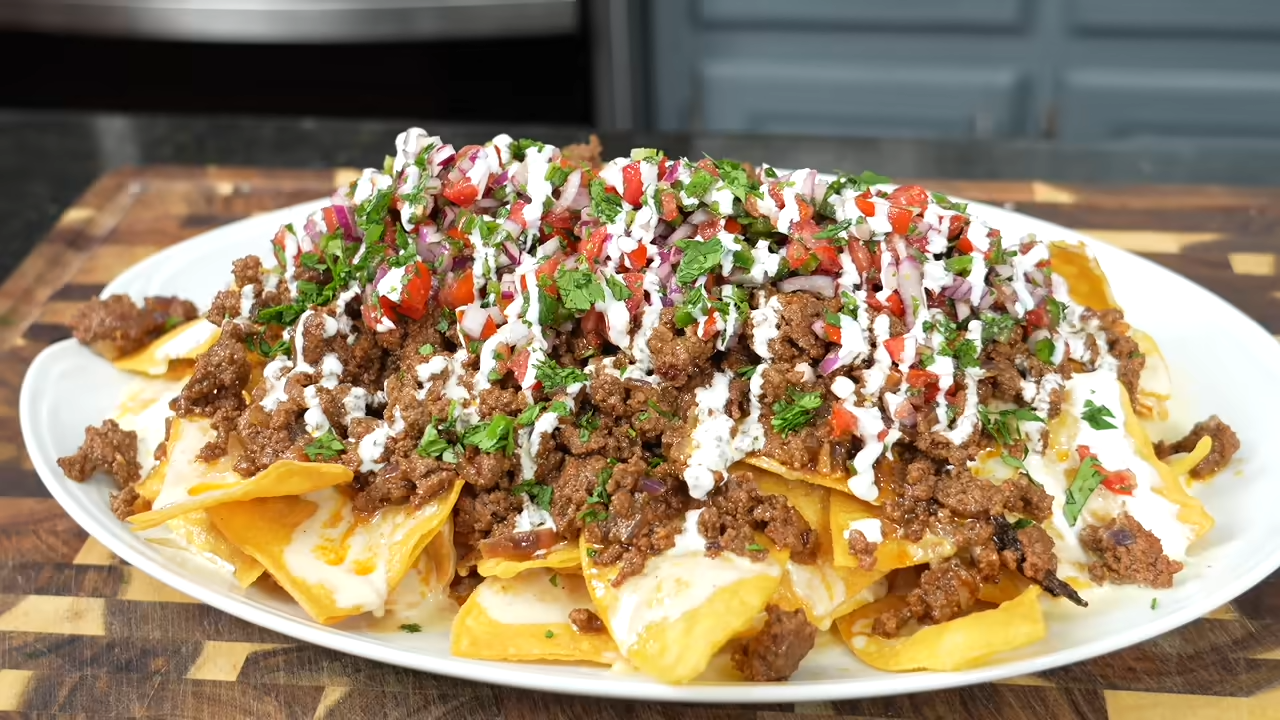 I made fully loaded nachos without leaving half the chips bare - here’s ...