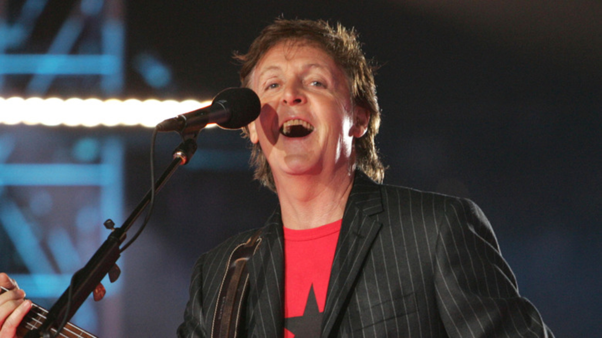 3 folk rock songs you didn't know Paul McCartney wrote