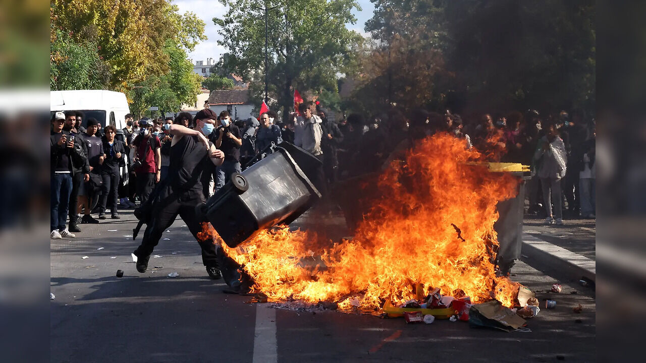 How France’s unrest is strengthening Trump’s criticism of Europe