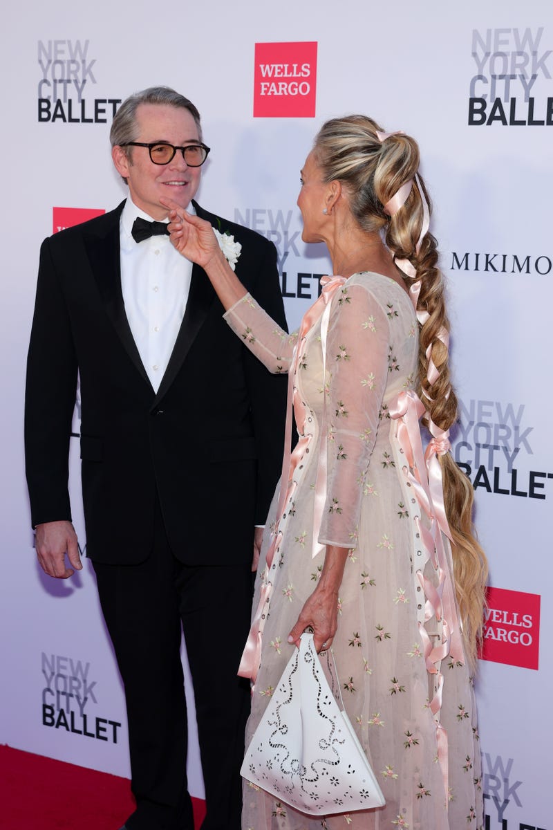 Sarah Jessica Parker’s “Rapunzel braid” is totally and completely ...