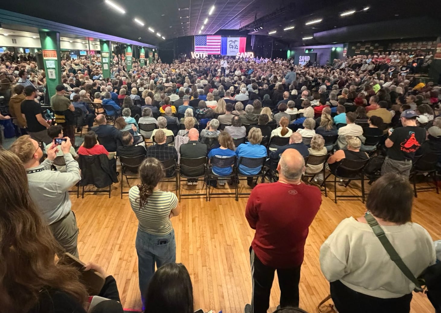 Trump tariffs backfire on Iowa farmers ahead of midterms