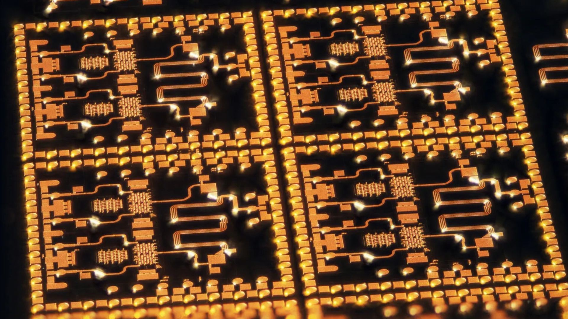 New rice-sized GaN chip packs 3x more power, 20x better signals and ...
