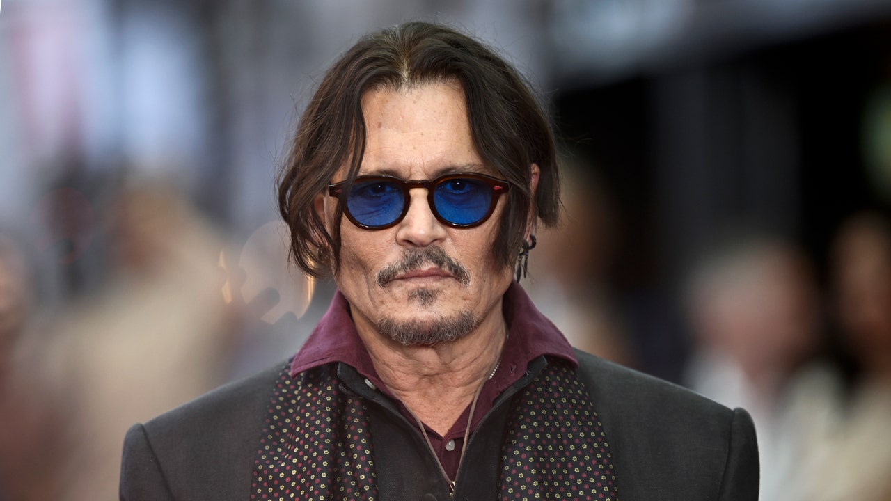 Johnny Depp's return in 'Ebenezer' divides fans as new trailer sparks ...