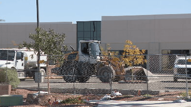 $100M 'The Cliff' takes shape in Henderson as new dining and shopping space