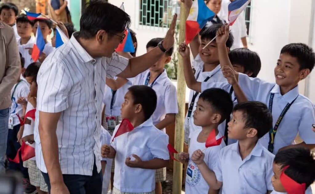 Marcos urges parents to monitor changes in children’s behavior