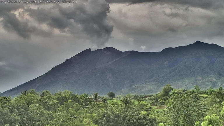 Volcanic quakes raise eruption risk at Kanlaon