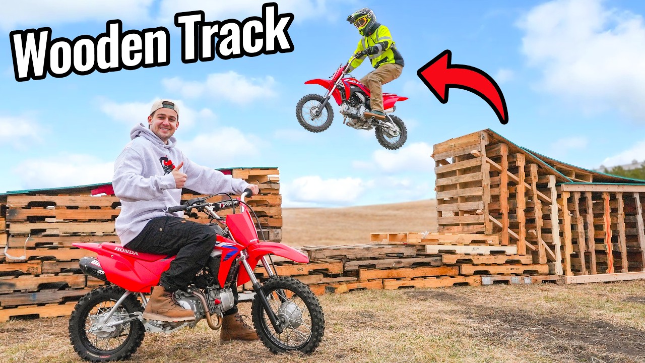 Discover my wooden dirtbike track adventure!