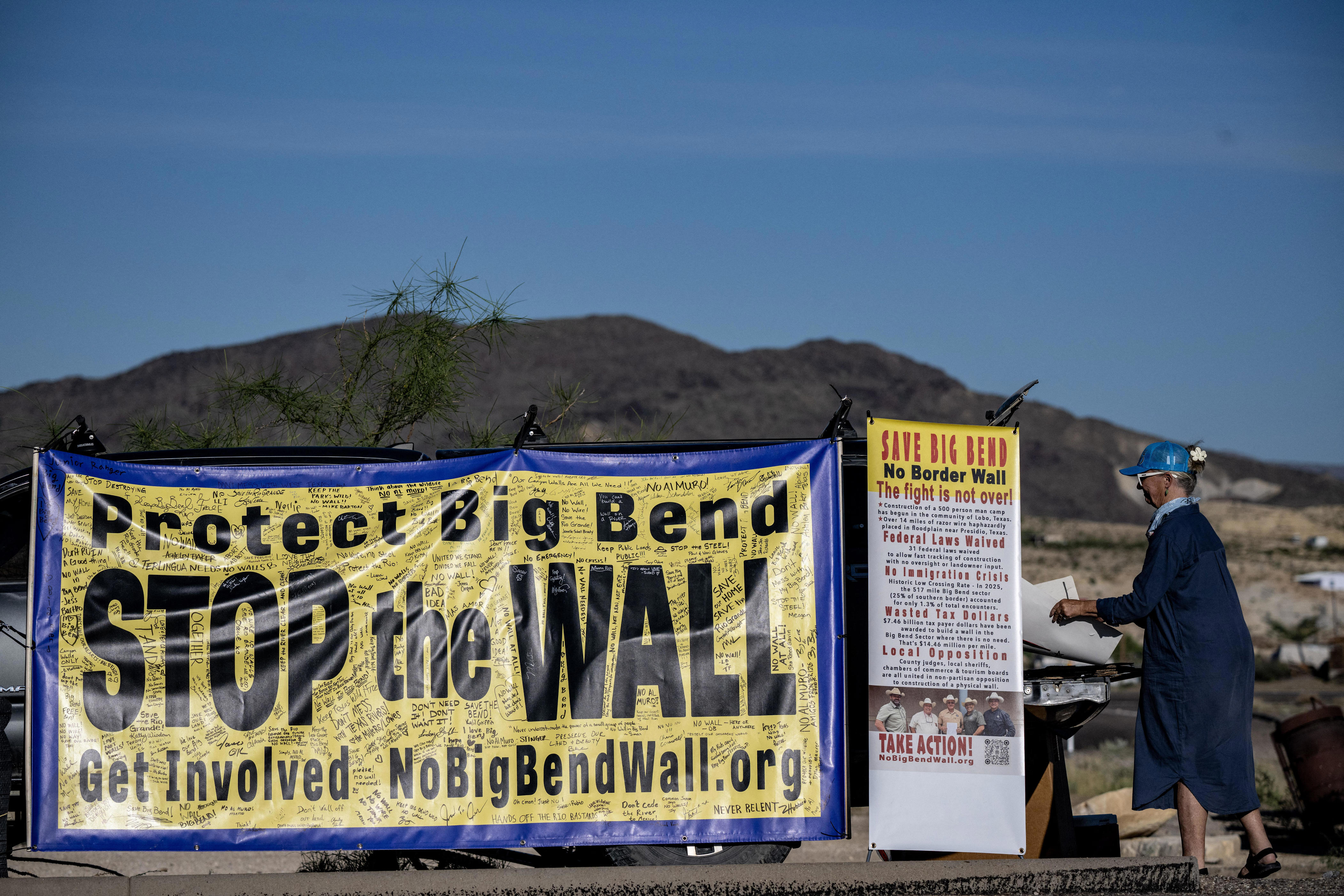 Judge halts border wall construction in Texas