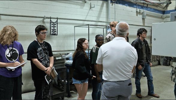 Glenvar High students get first-hand look at manufacturing jobs