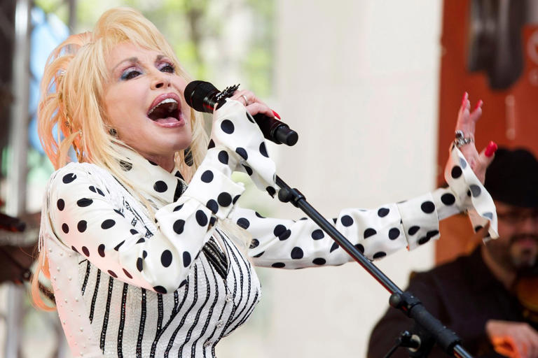Dolly Parton's nephew denies threatening to harm her estate, pushes ...