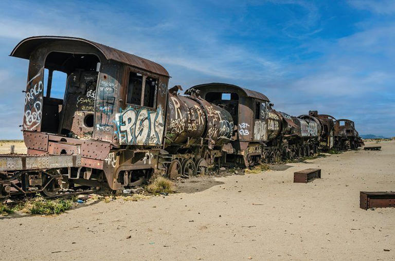 12 abandoned places around the world you can visit