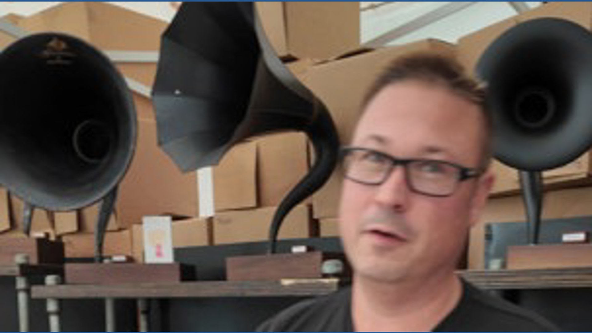 Artist from South Carolina uses old instruments to amplify sound