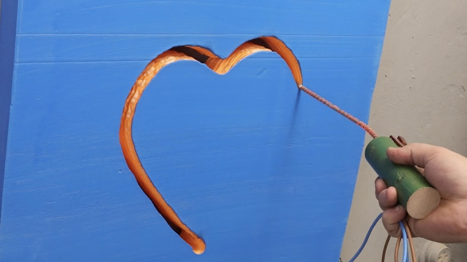 DIY heart-shaped heater, made with love, makes a great Valentine's Day ...