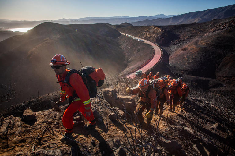 Poor communication marred emergency response to deadly LA area fires ...