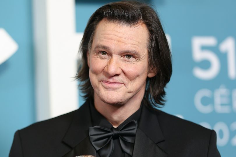 Jim Carrey’s romance with wife 32 years his junior as source says ...