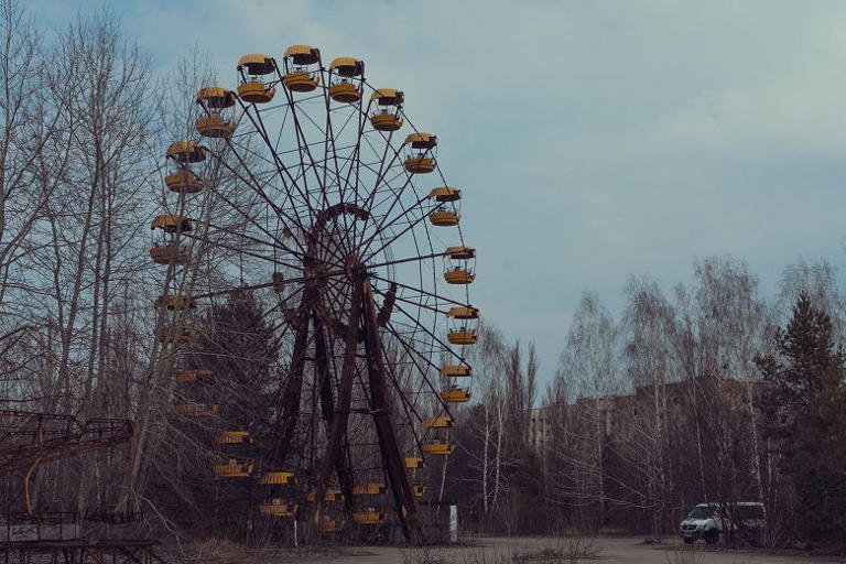 12 abandoned places around the world you can visit